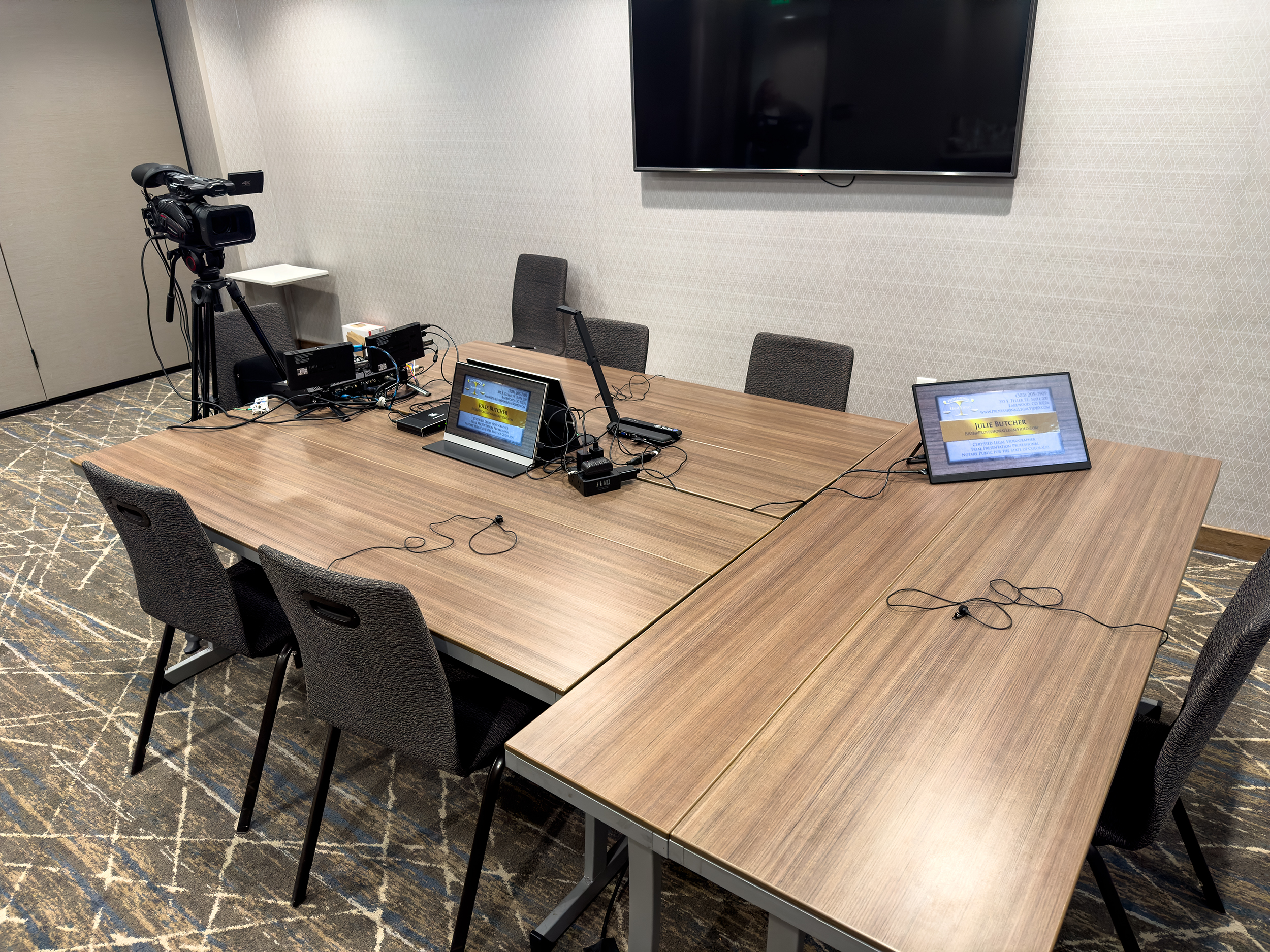 Conference room with Remote-Hybrid Deposition Setup
